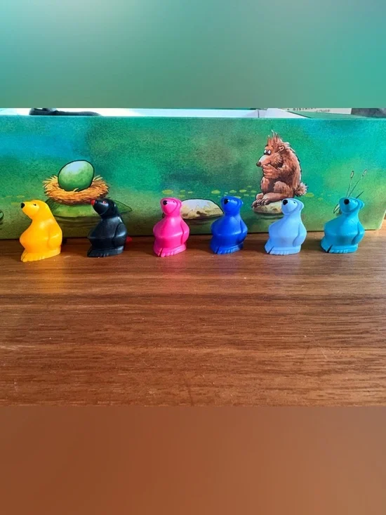 Gulo Gulo Board Game - Picture 2 of 7